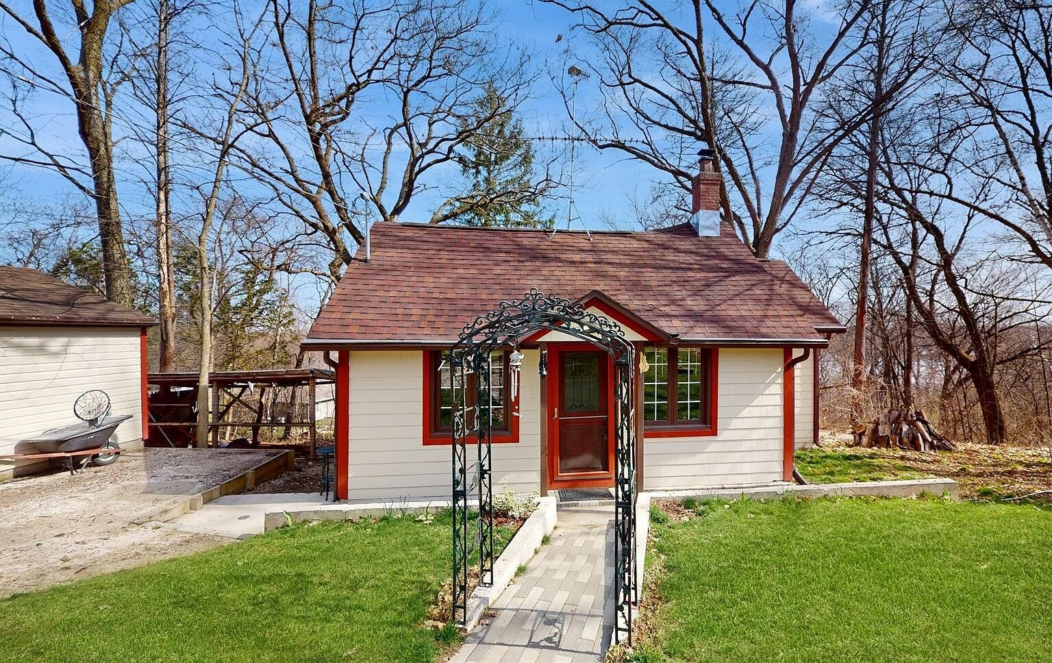 W8846 Hickory Rd Delavan, WI 53115 - Thumbnail 3