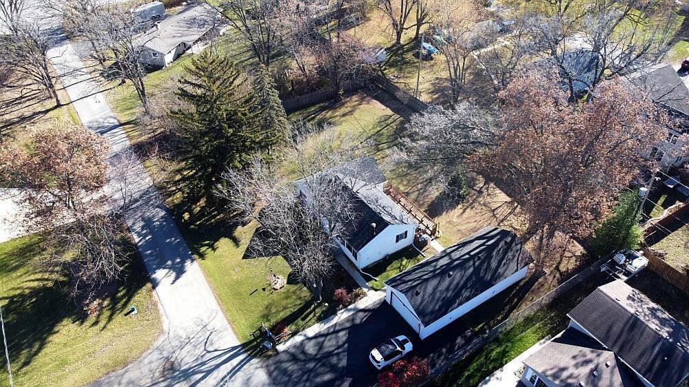 23809 125th St Trevor, WI 53179 - Thumbnail 3