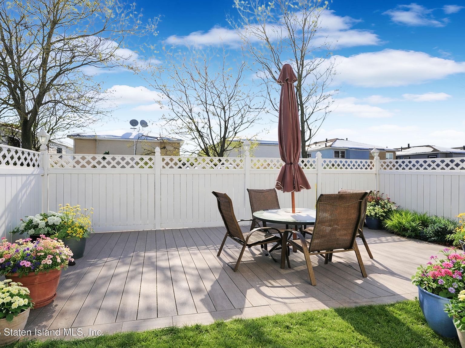 82 Birch Rd Staten Island, NY 10303 - Thumbnail 3