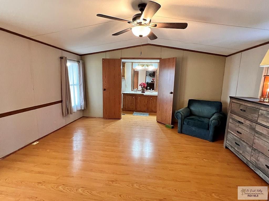 27461 Minnesota Dr Harlingen, TX 78552 - Thumbnail 3