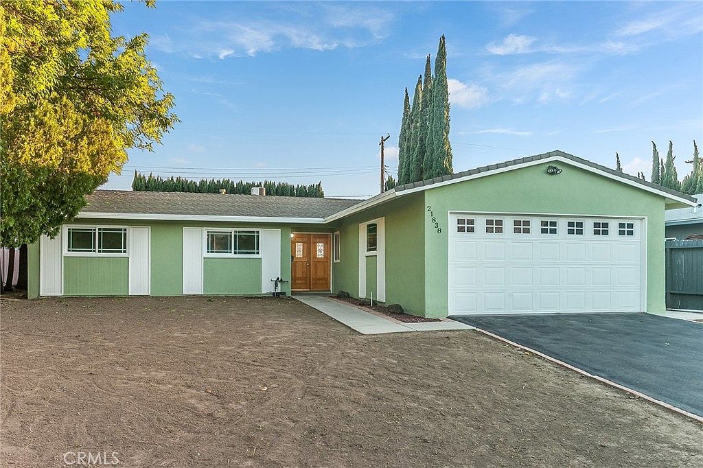 21838 Eccles St Canoga Park, CA 91304 - Thumbnail 3