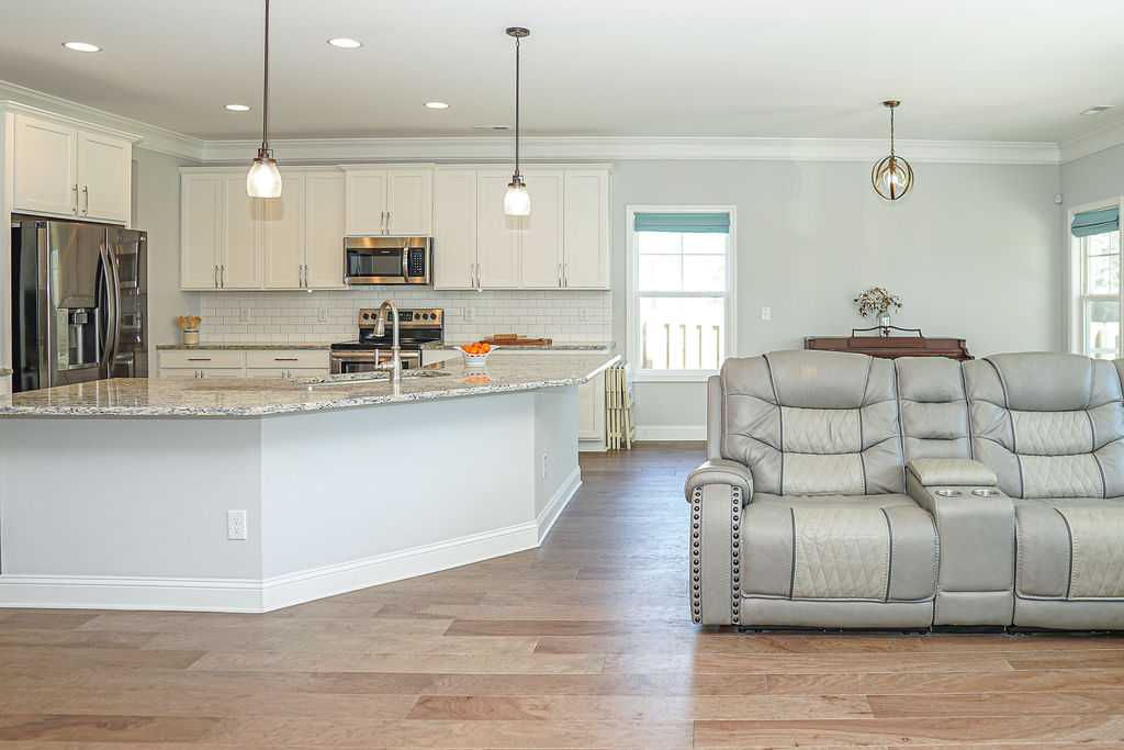 127 Evergreen Forest Drive, Sneads Ferry, NC, USA, 28460 - Thumbnail 3