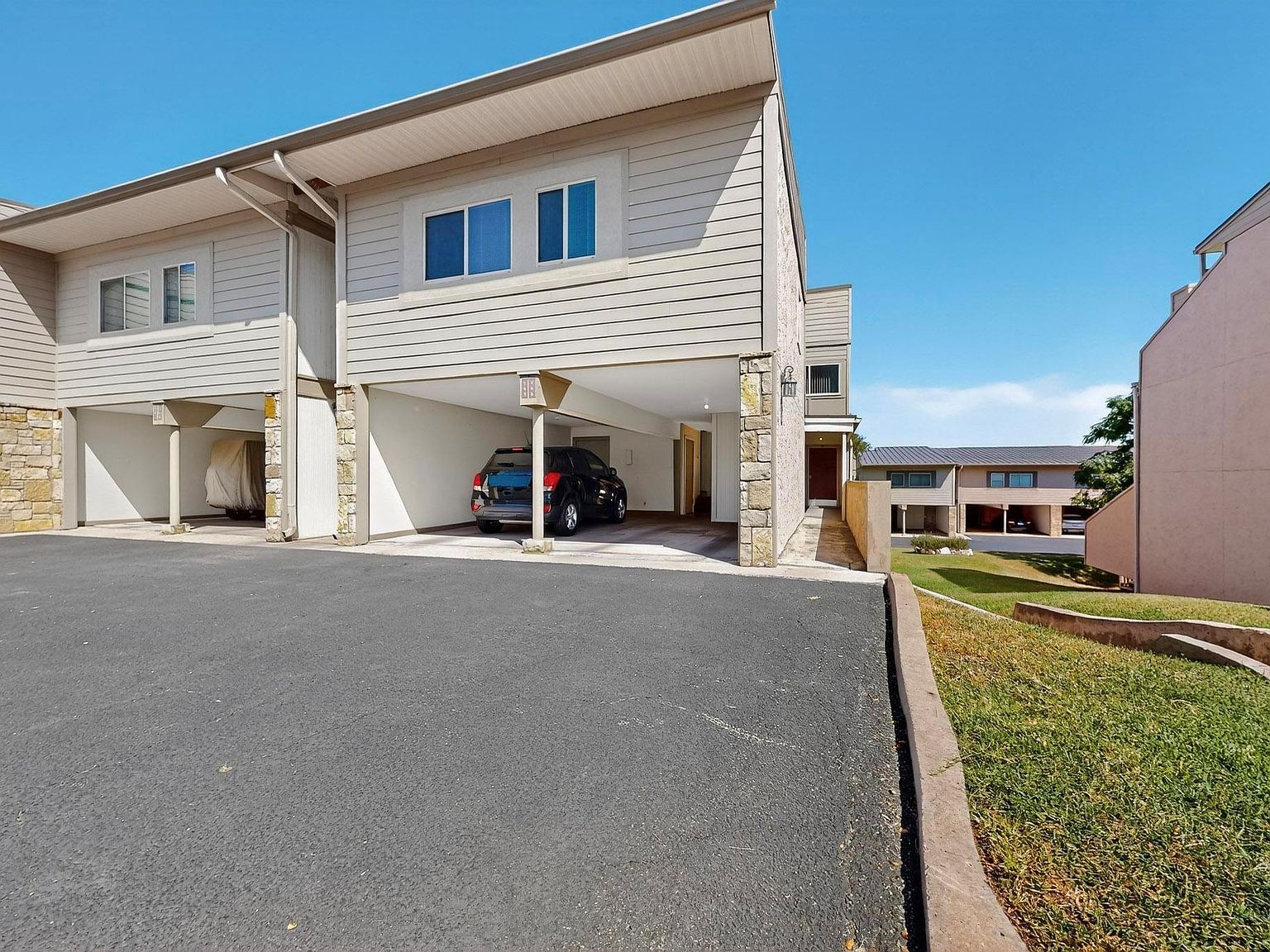 306 Out Yonder UNIT 166 Horseshoe Bay, TX 78657 - Thumbnail 3