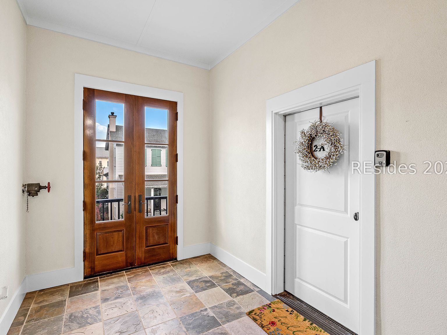 10 Abbey Row APT 2A Beaufort, SC 29906 - Thumbnail 3