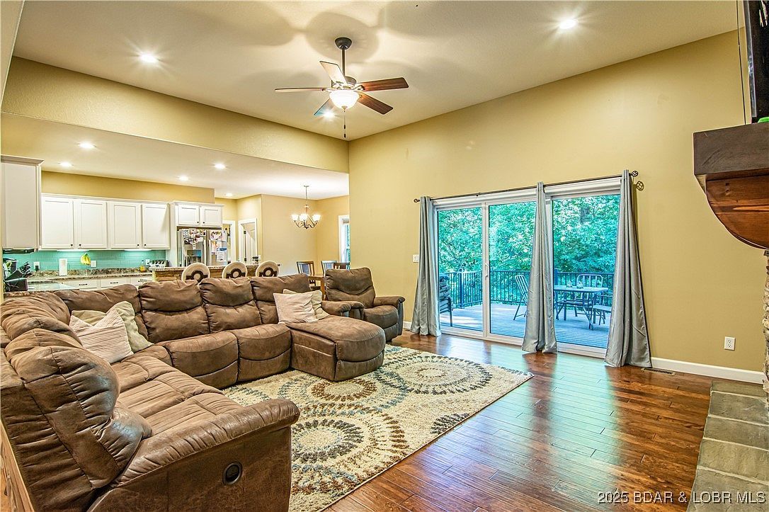 192 Fireside Dr Camdenton, MO 65020 - Thumbnail 3