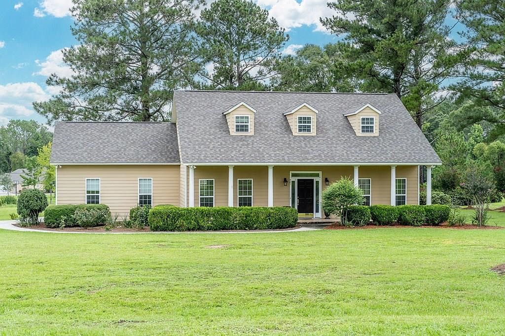 421 Drake Dr Douglas, GA 31535 - Thumbnail 3