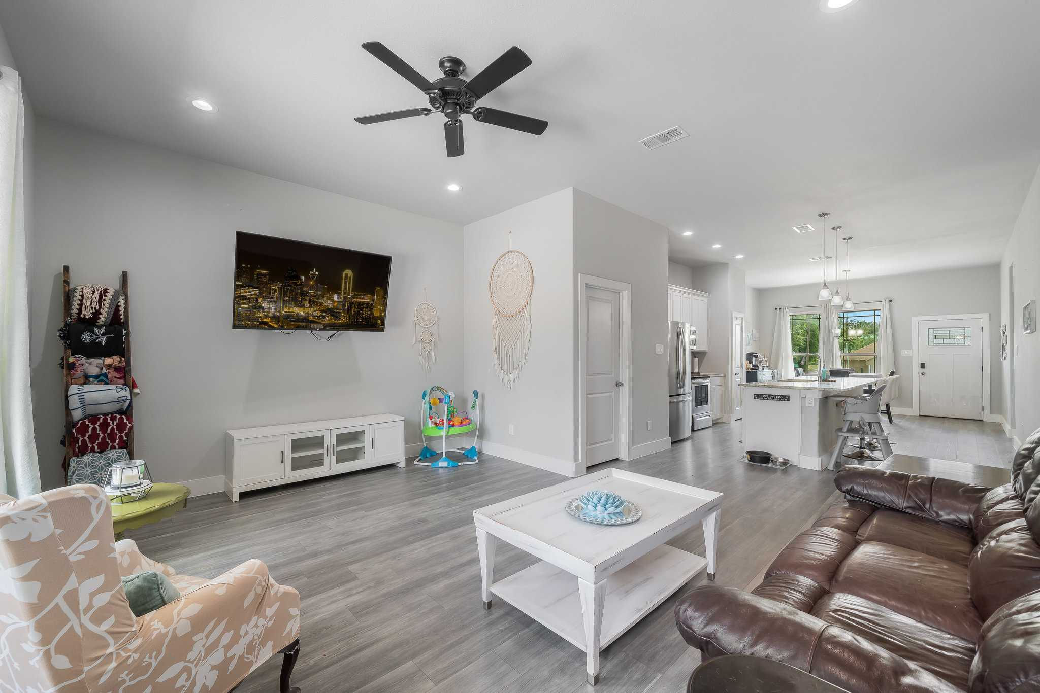 1247 Marfa Avenue, Dallas, TX, USA, 75216 - Thumbnail 3