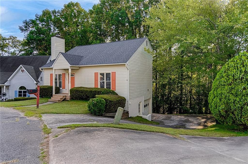 1608 Cranberry Hill Ln Winston Salem, NC 27127 - Thumbnail 3