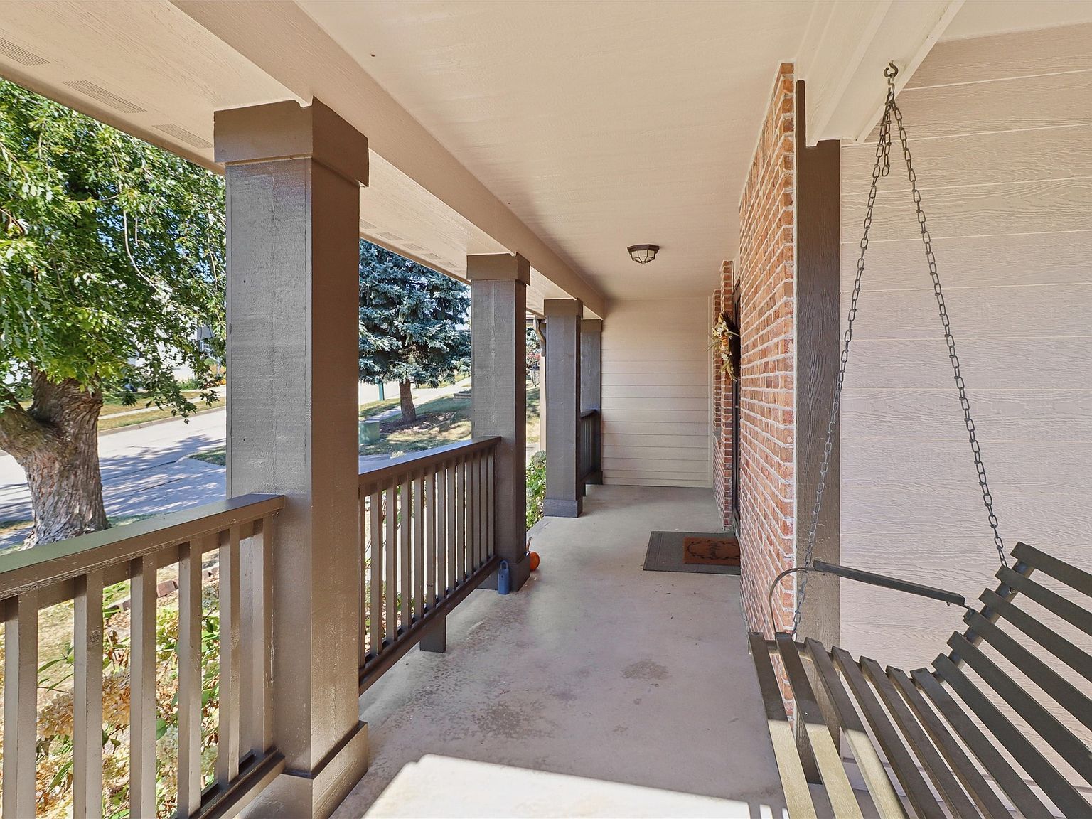 1901 NW 89th St Clive, IA 50325 - Thumbnail 3