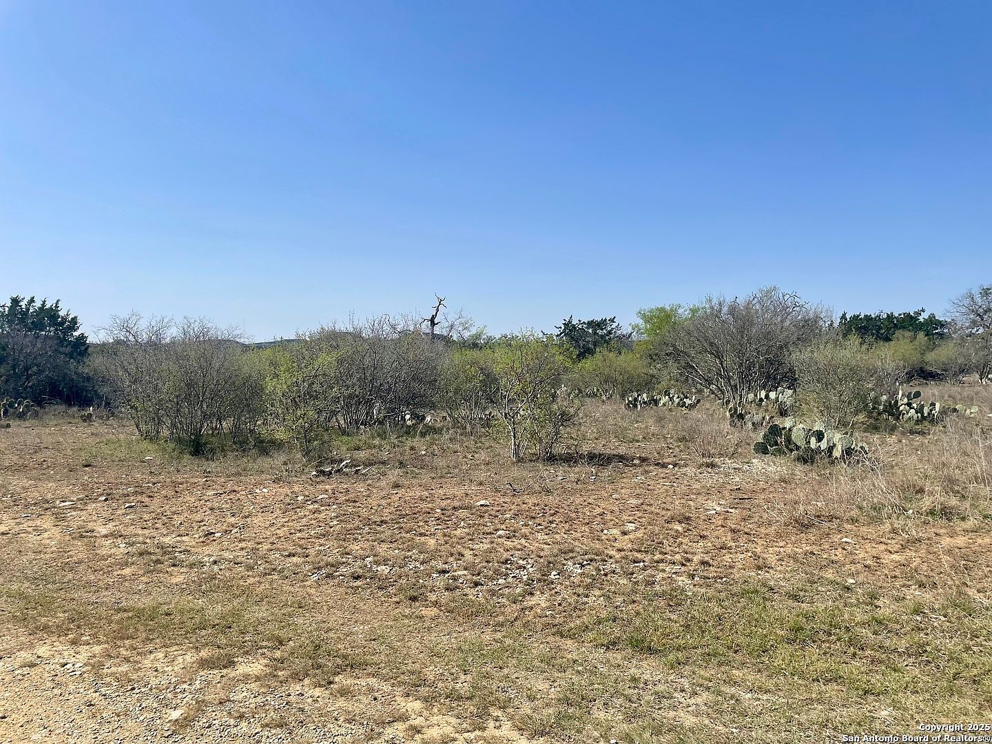 N/a Brown Saddle 22 LOT 22 & 23-23 Bandera, TX 78003 - Thumbnail 3