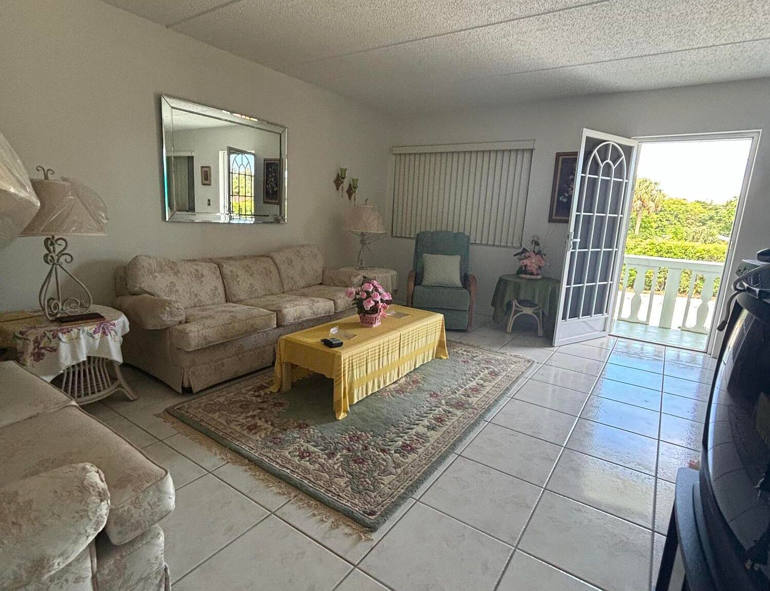 3300 Springdale Blvd APT 217 Palm Springs, FL 33461 - Thumbnail 3