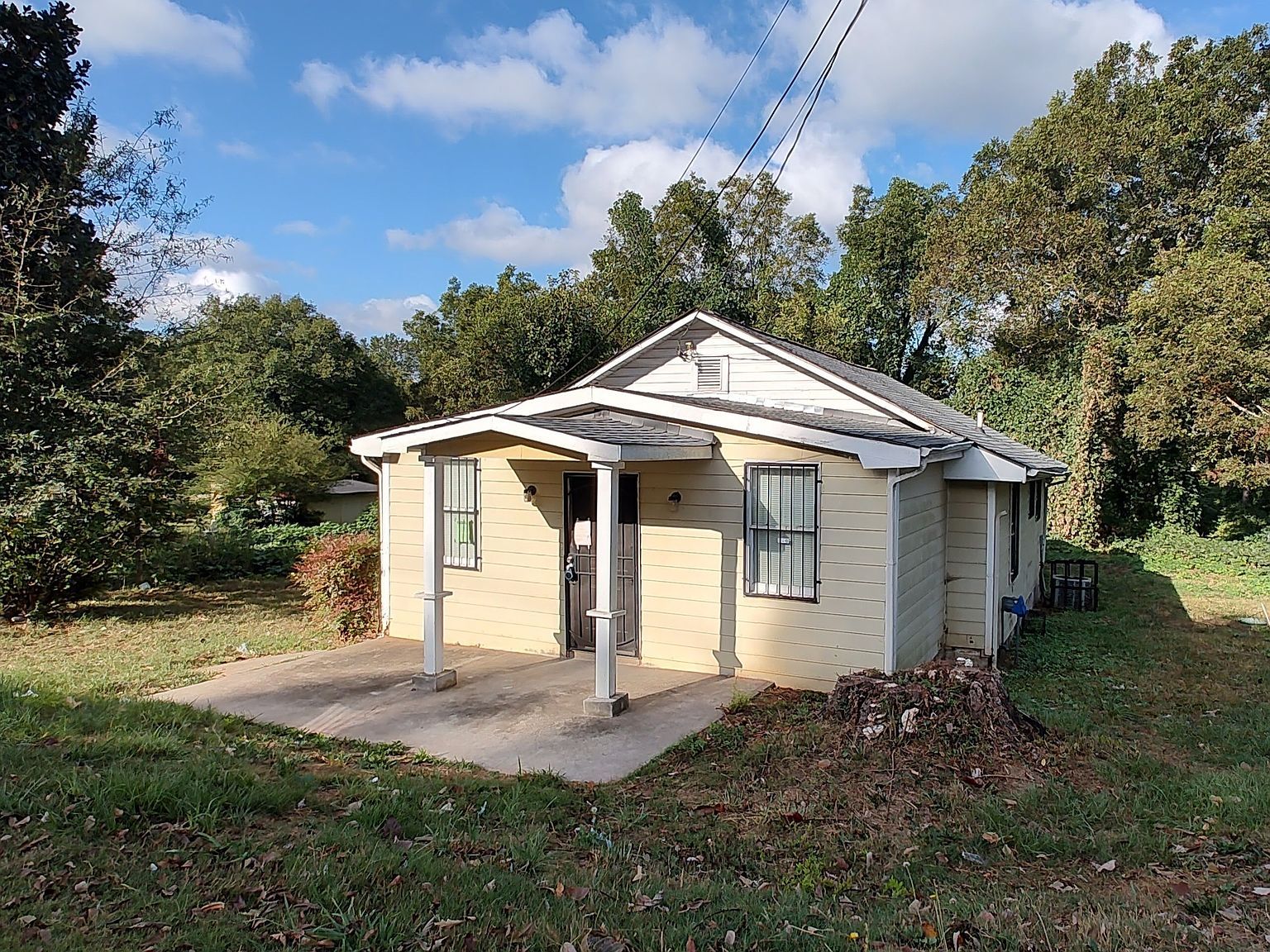 1337 S Hairston Rd Stone Mountain, GA 30088 - Thumbnail 3