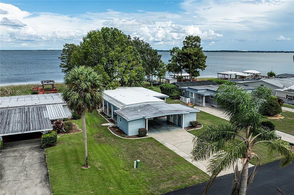 34232 Island Dr Leesburg, FL 34788 - Thumbnail 3