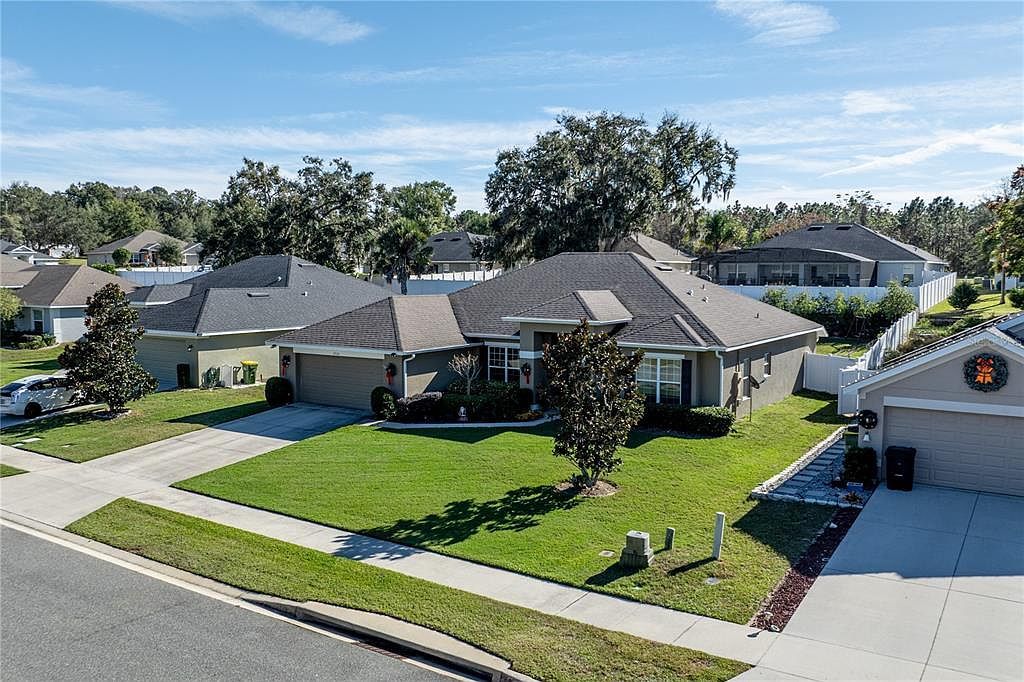 2030 Angel Fish Loop Leesburg, FL 34748 - Thumbnail 3