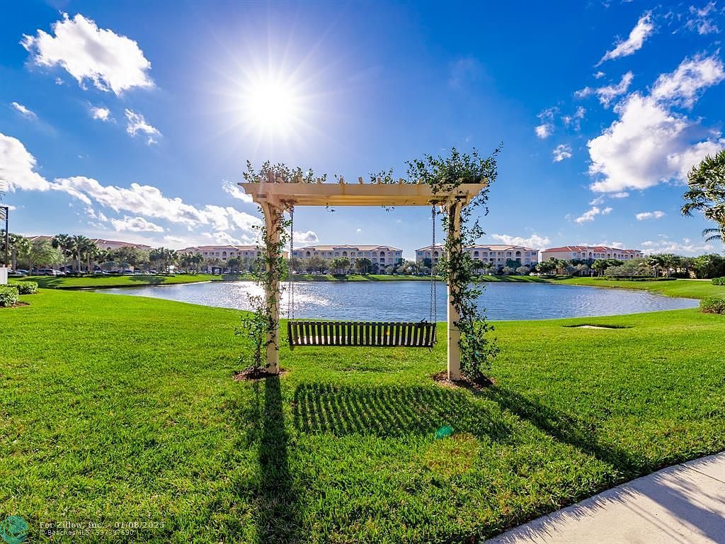 14 Harbour Isle Dr #PENTHOUSE 4 Fort Pierce, FL 34949 - Thumbnail 3