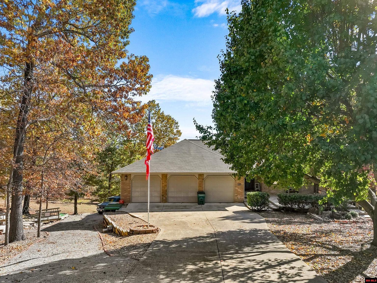 127 Concord Pl Bull Shoals, AR 72619 - Thumbnail 3