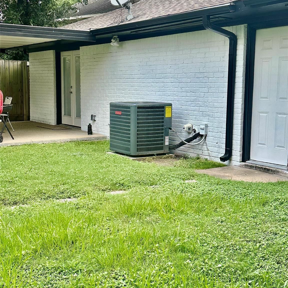 6311 Fairwood Dr Houston, TX 77088 - Thumbnail 3