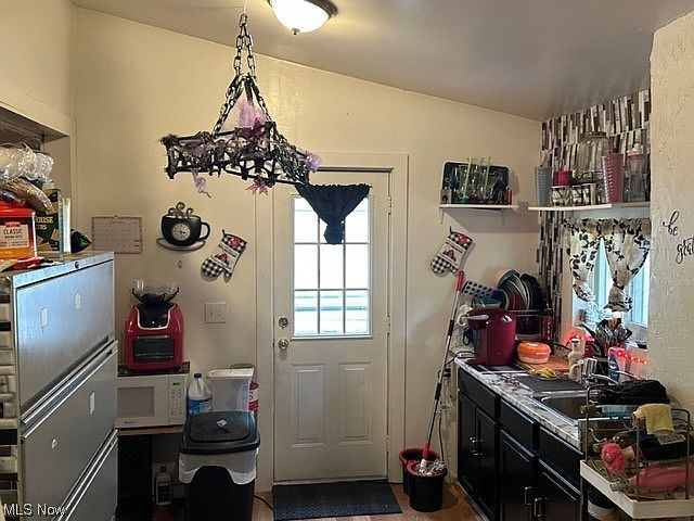 7610 Spafford Rd Cleveland, OH 44105 - Thumbnail 3