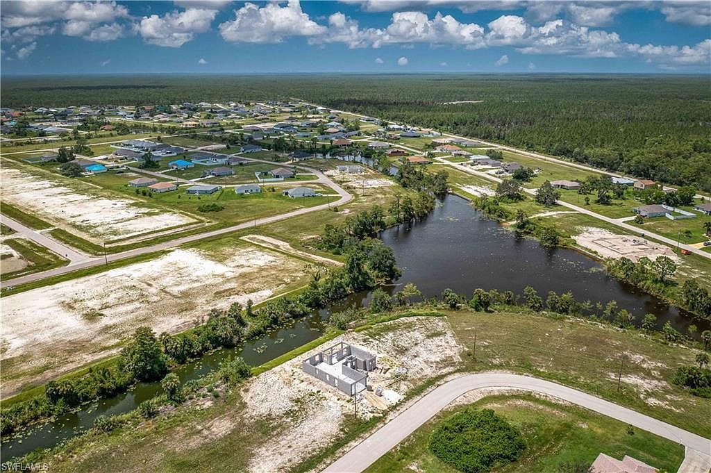 4324 NE 14th Ave Cape Coral, FL 33909 - Thumbnail 3