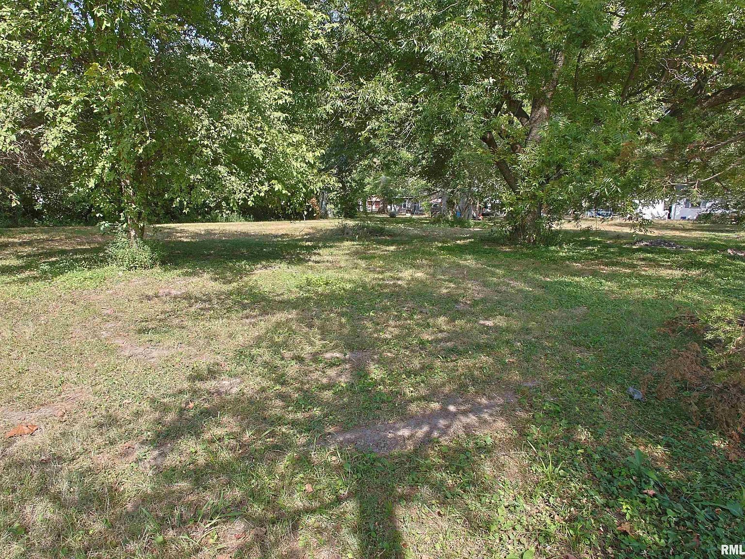 432 N Seba St Hurst, IL 62949 - Thumbnail 3