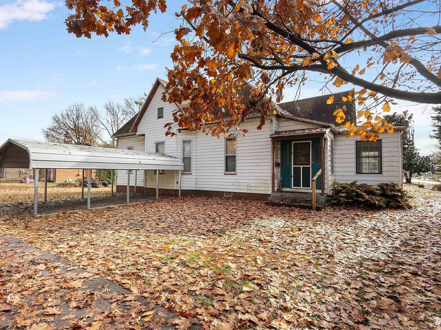 607 N Logan St Marion, IL 62959 - Thumbnail 3