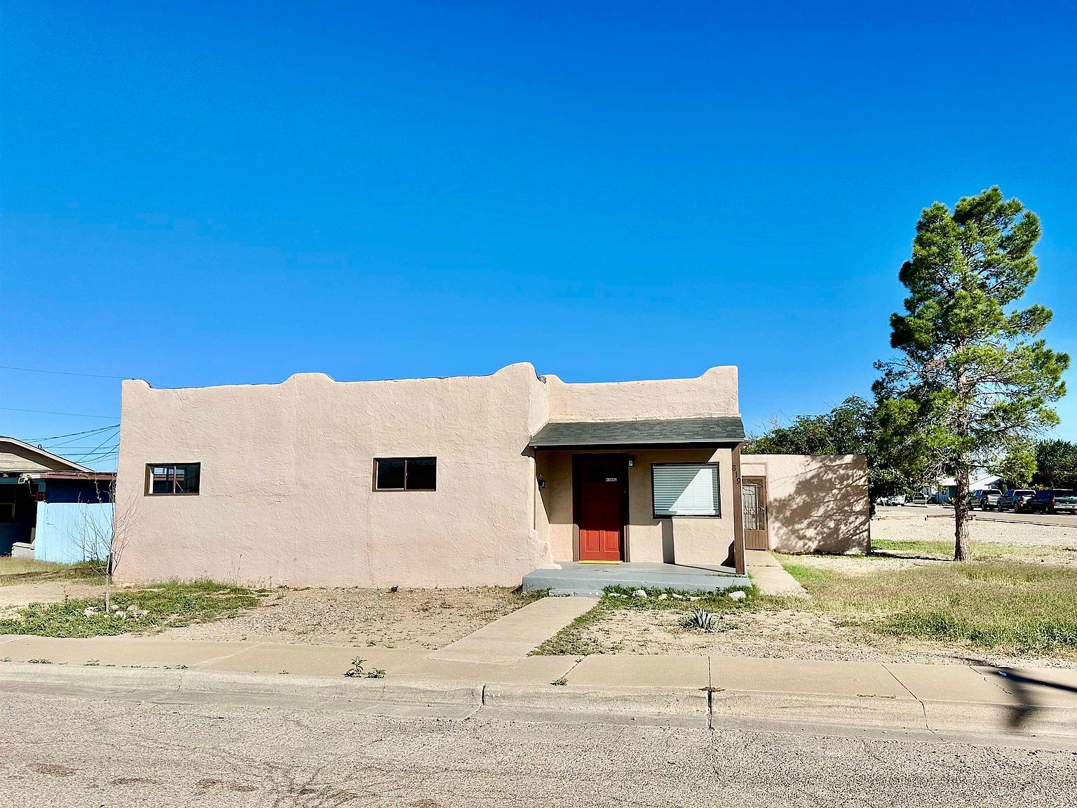 819 15th St Alamogordo, NM 88310 - Thumbnail 3