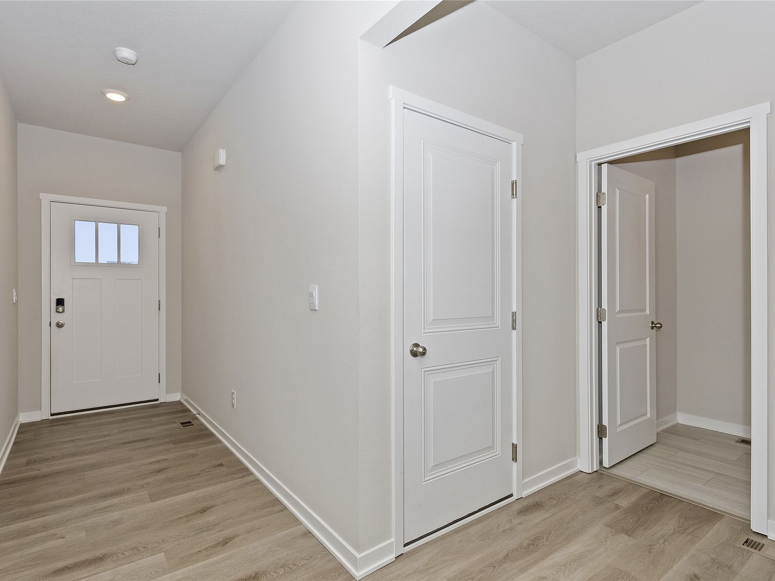 1331 NW Brandywine Ln Waukee, IA 50263 - Thumbnail 3