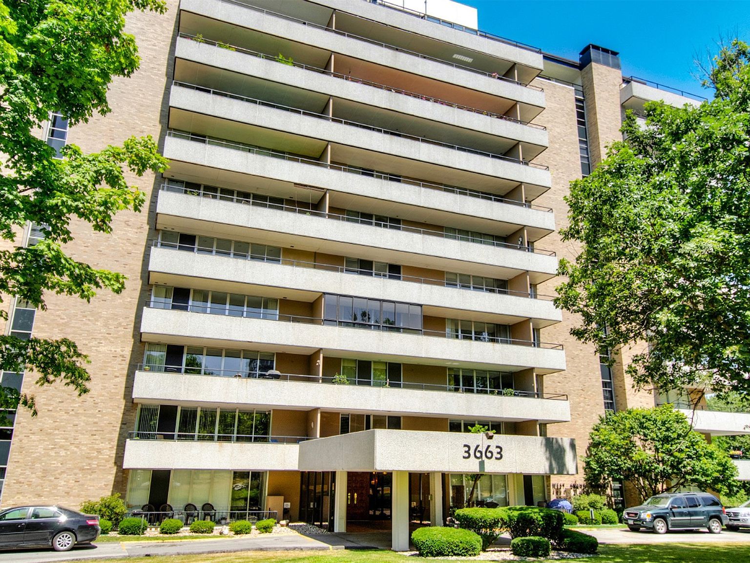 3663 Grand Ave UNIT 501 Des Moines, IA 50312 - Thumbnail 3