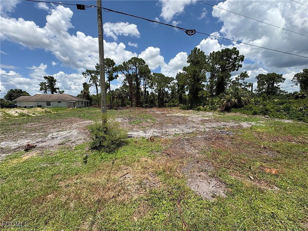 3734 Kemper St Fort Myers, FL 33905 - Thumbnail 3