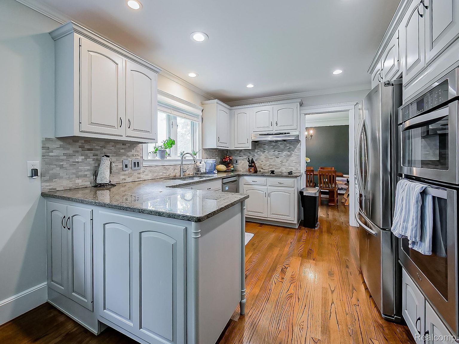 5611 Priory Ln Bloomfield Hills, MI 48301 - Thumbnail 3