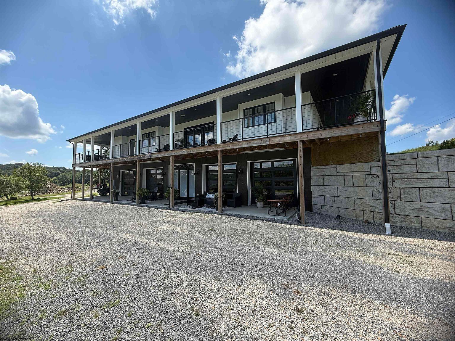 2348 Clifton Salem Rd Bruceton Mills, WV 26525 - Thumbnail 3