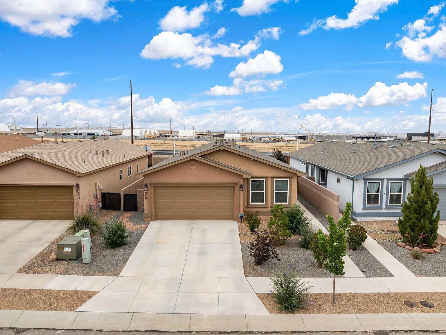 240 Rio Chama Cir SW Los Lunas, NM 87031 - Thumbnail 3