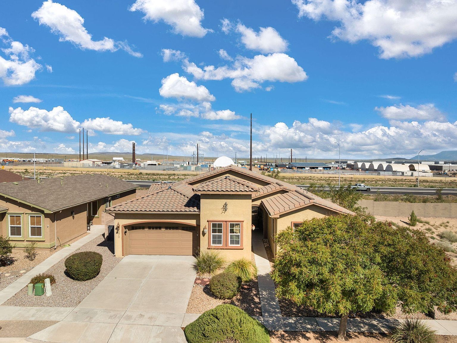 370 Zuni River Cir SW Los Lunas, NM 87031 - Thumbnail 3