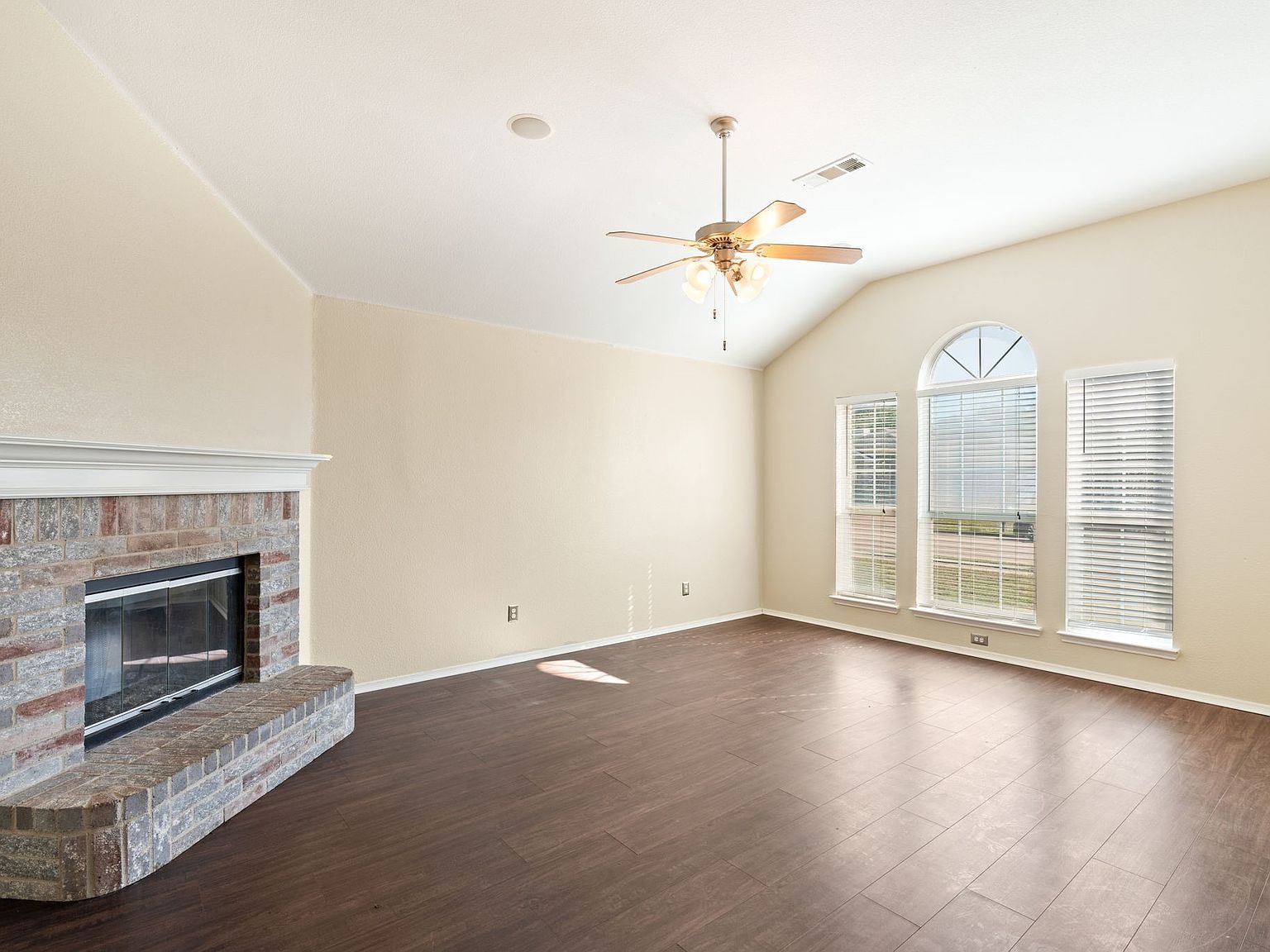 1309 Rye Glen Dr Midlothian, TX 76065 - Thumbnail 3