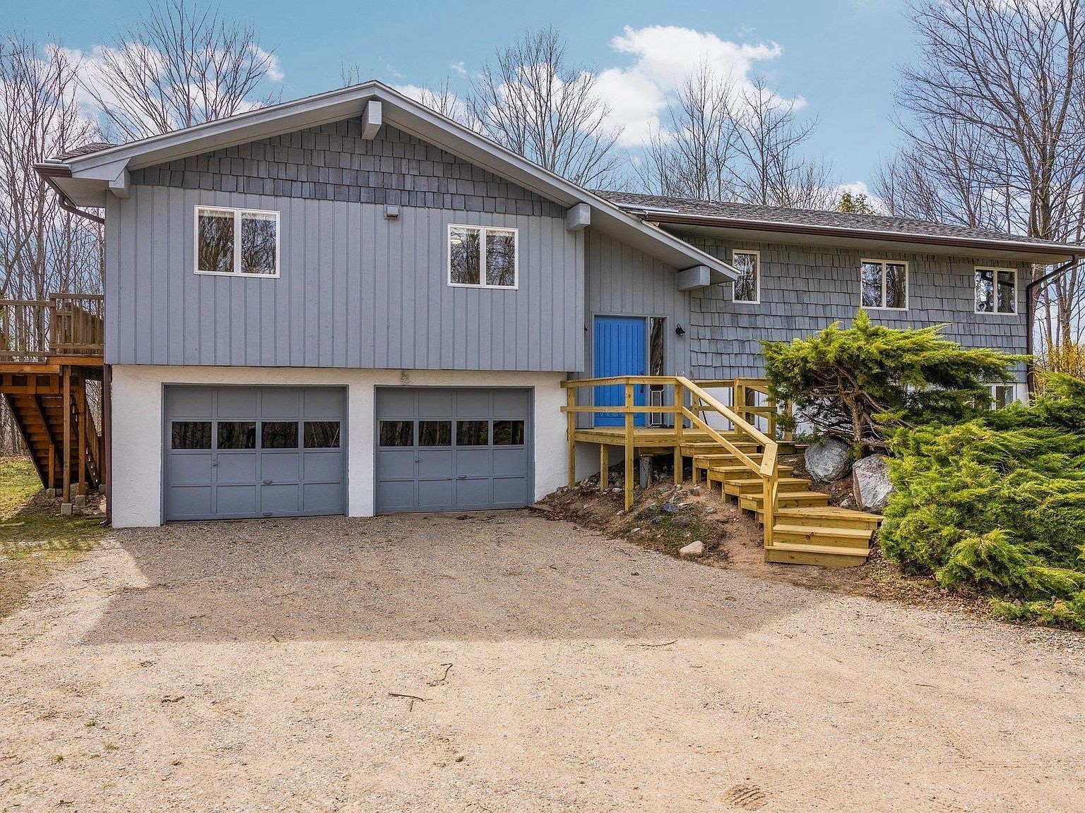 8822 E Bahle Rd Suttons Bay, MI 49682 - Thumbnail 3