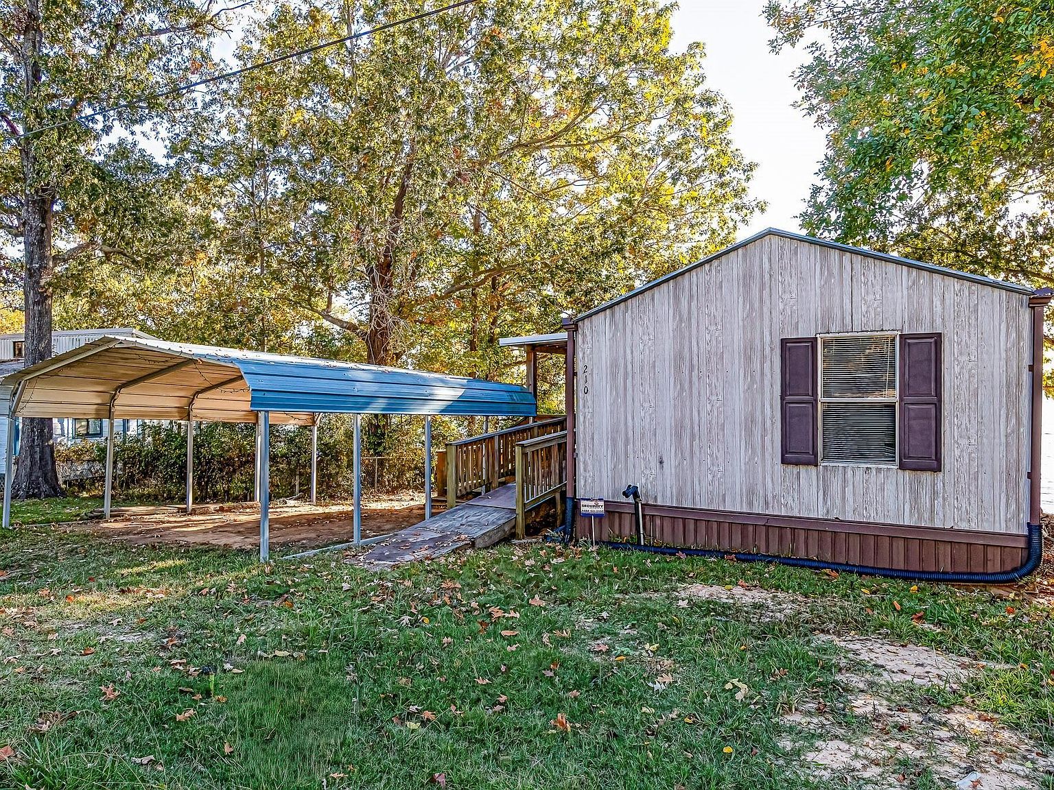 210 Rain Forest Rd Onalaska, TX 77360 - Thumbnail 3