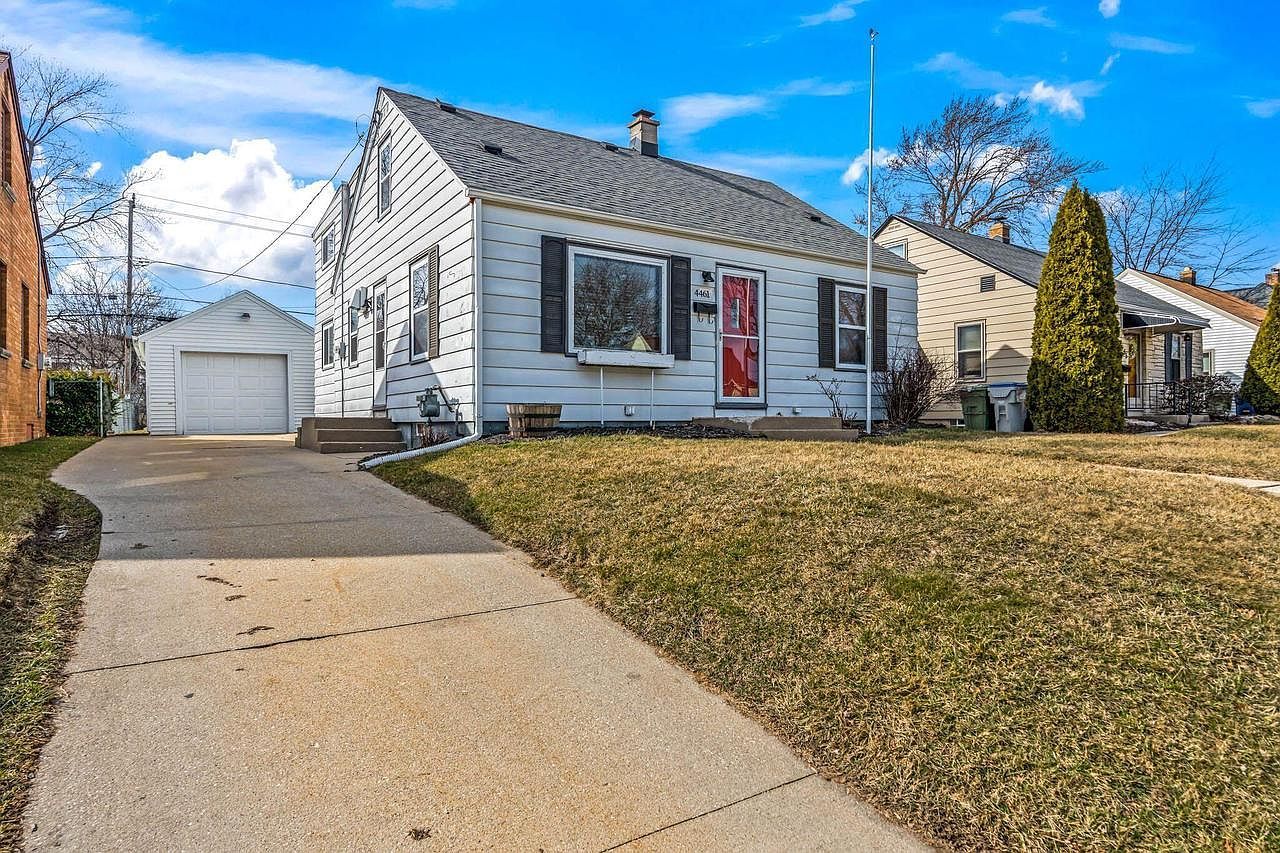 4461 S Lenox St Milwaukee, WI 53207 - Thumbnail 3