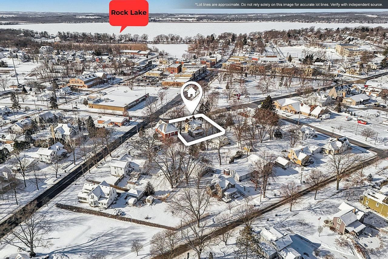 216 E Madison St Lake Mills, WI 53551 - Thumbnail 3