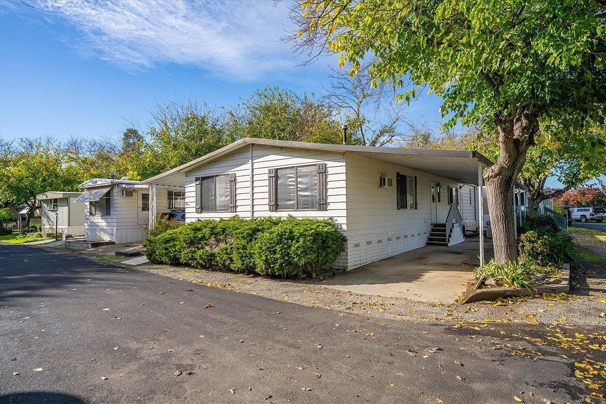 11705 Parey Ave UNIT 13 Red Bluff, CA 96080 - Thumbnail 3