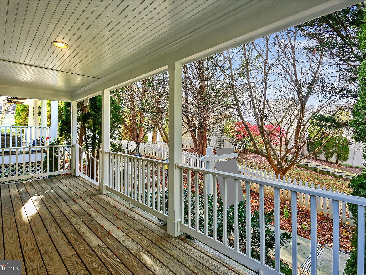 664 Lake Varuna Mews Gaithersburg, MD 20878 - Thumbnail 3