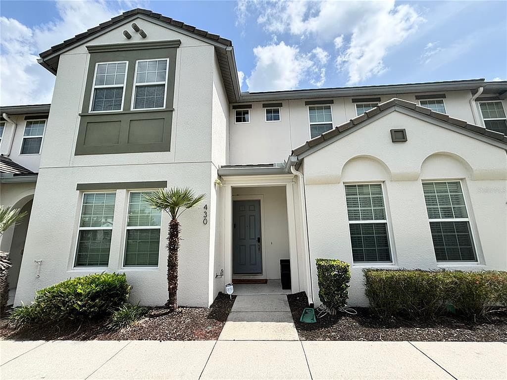 430 Captiva Dr Davenport, FL 33896 - Thumbnail 3