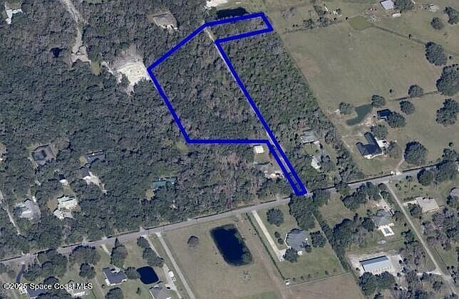 4110 Hampton Ln Mims, FL 32754 - Thumbnail 3