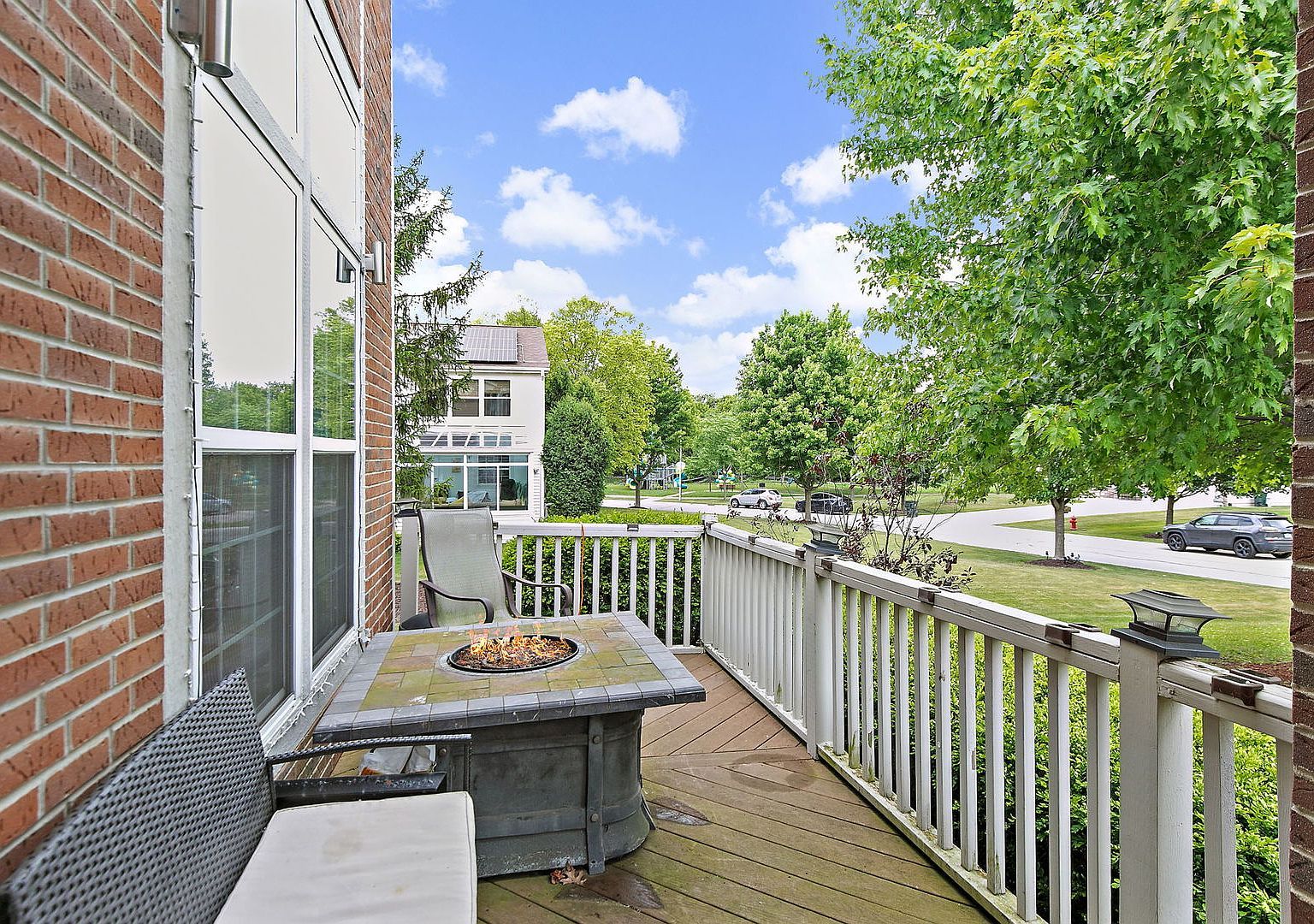 1285 Mallard Ln Hoffman Estates, IL 60192 - Thumbnail 3