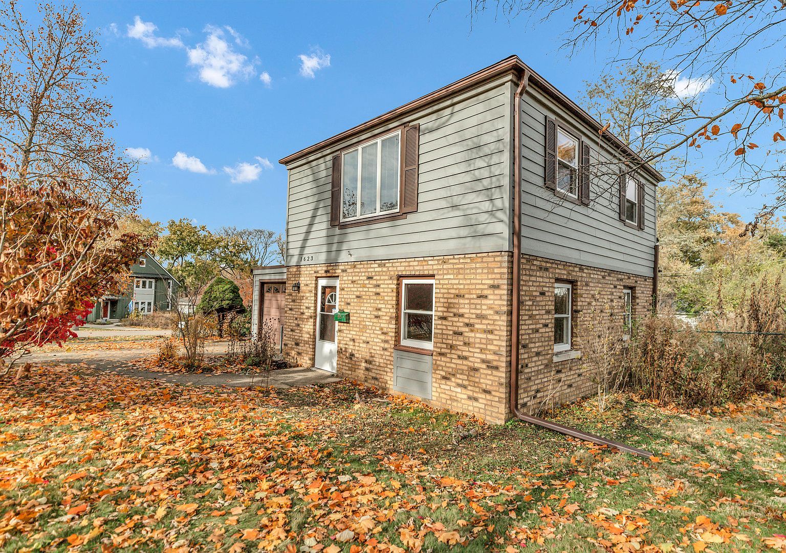 1623 Sawyer Ave Glen Ellyn, IL 60137 - Thumbnail 3