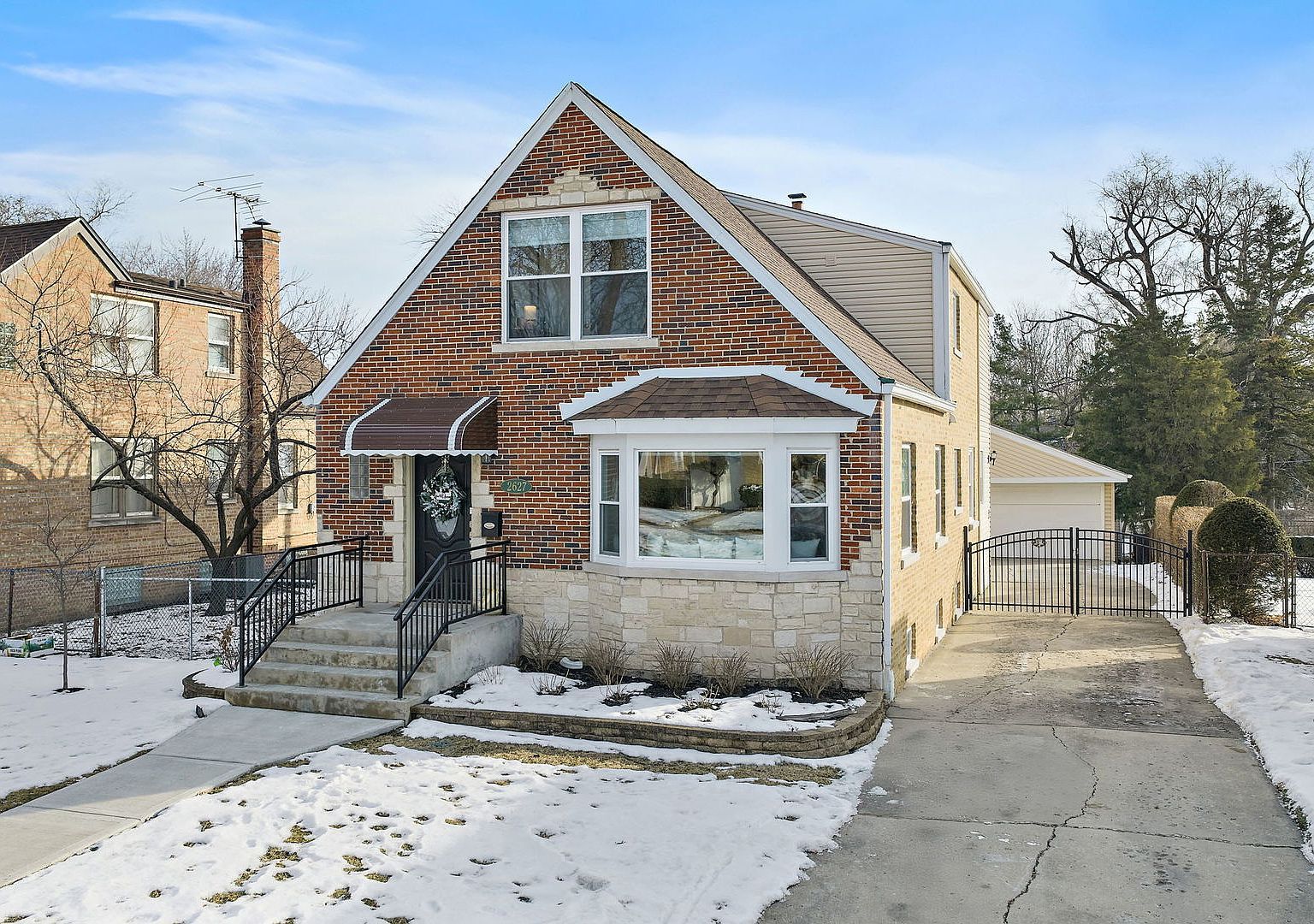 2627 Clarke St River Grove, IL 60171 - Thumbnail 3