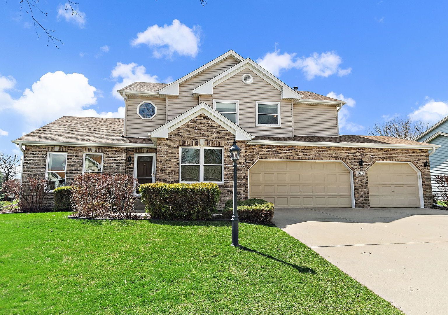 160 Brentwood Trl Elgin, IL 60120 - Thumbnail 3