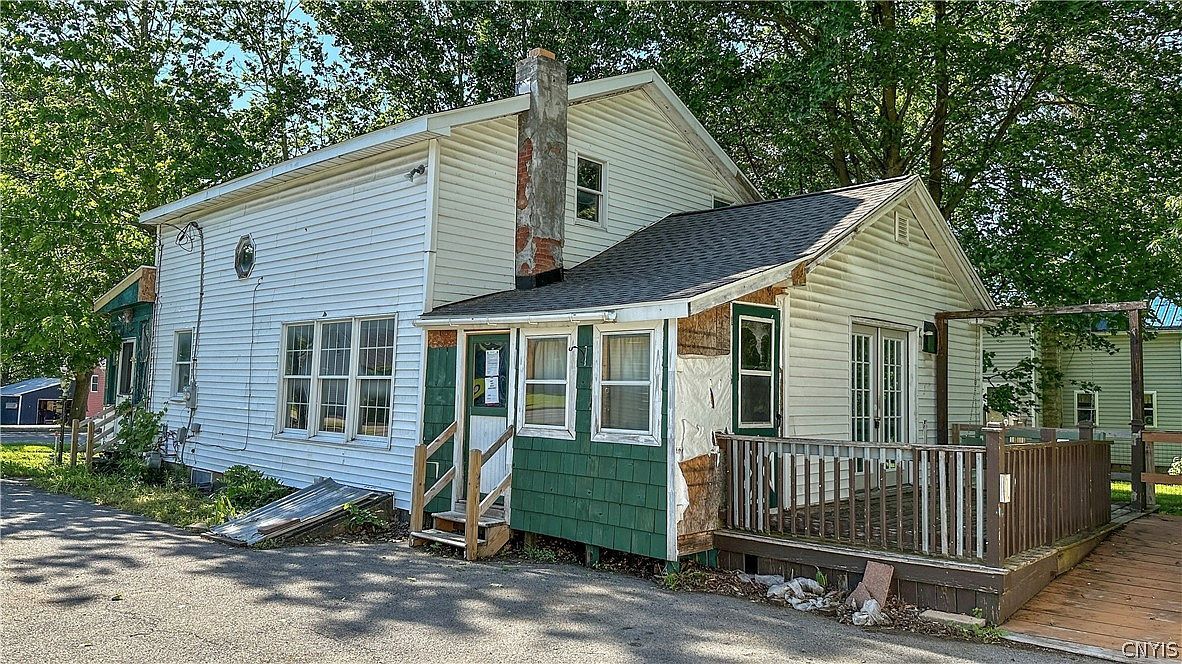 108 S Court St Canastota, NY 13032 - Thumbnail 3