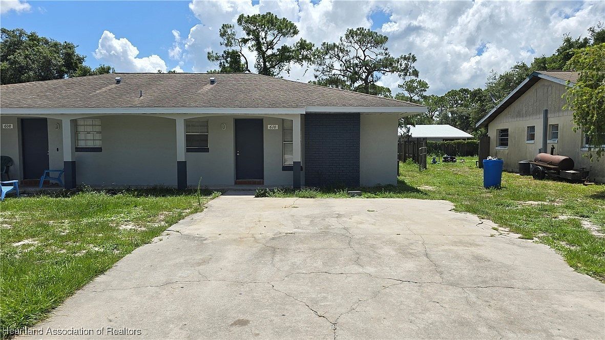 608 Jupiter Ave NW Lake Placid, FL 33852 - Thumbnail 3