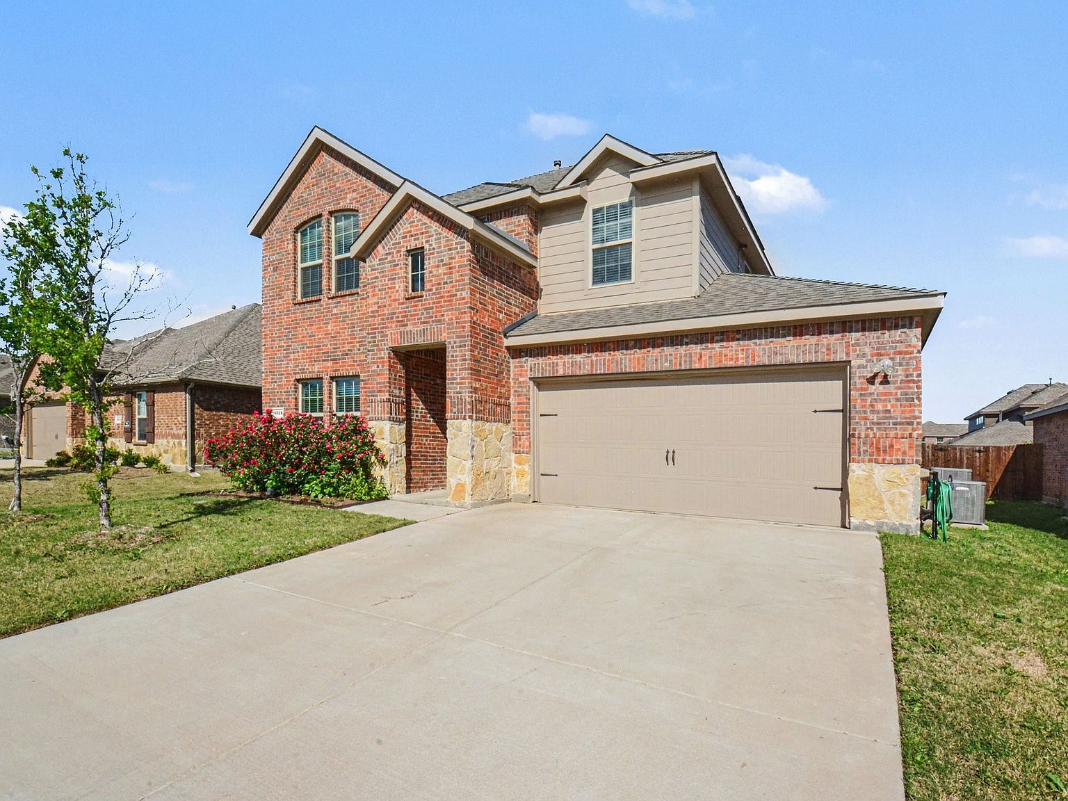 1613 Grand Villa St Princeton, TX 75407 - Thumbnail 3