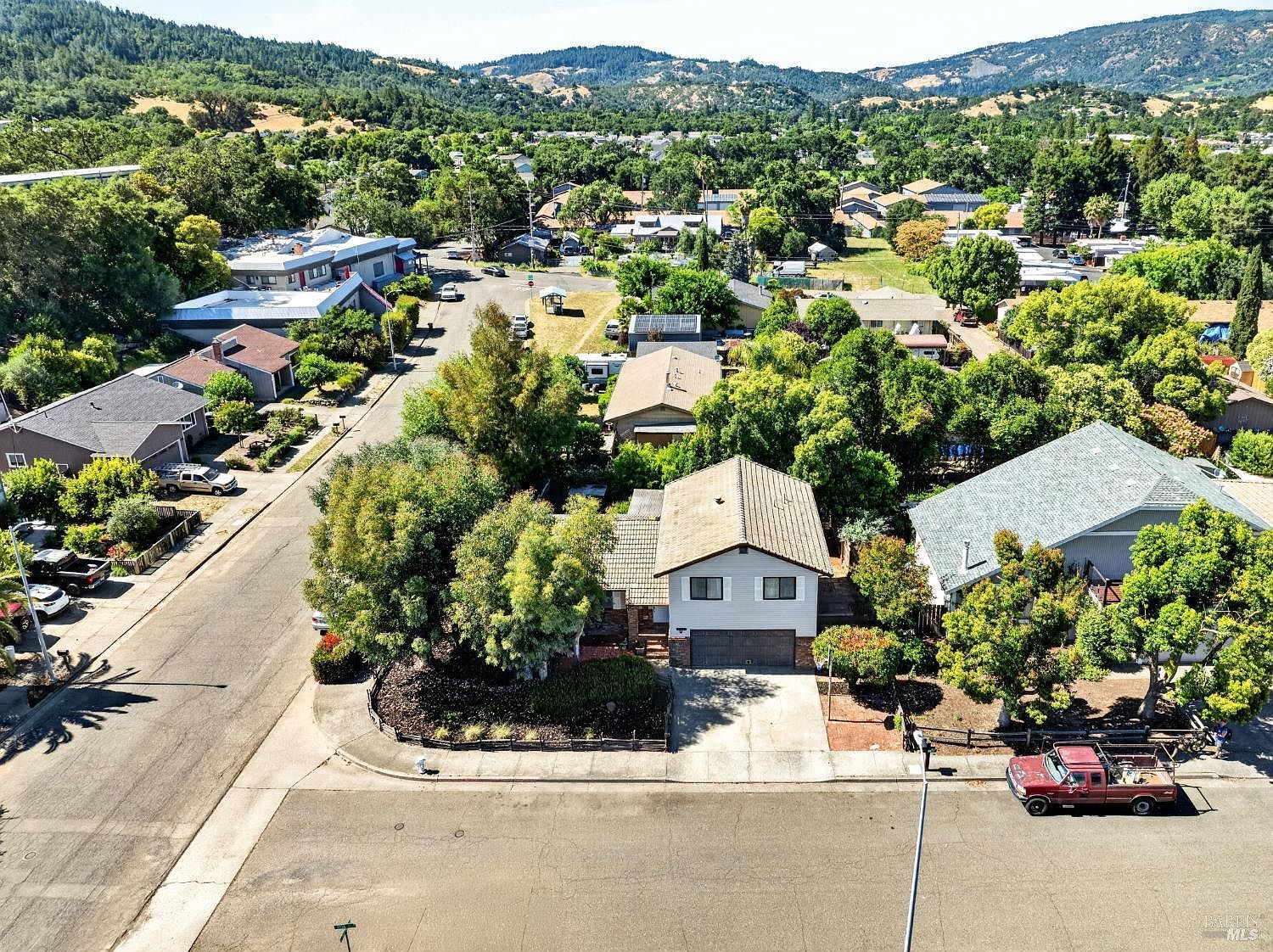 100 Roan Ct Cloverdale, CA 95425 - Thumbnail 3